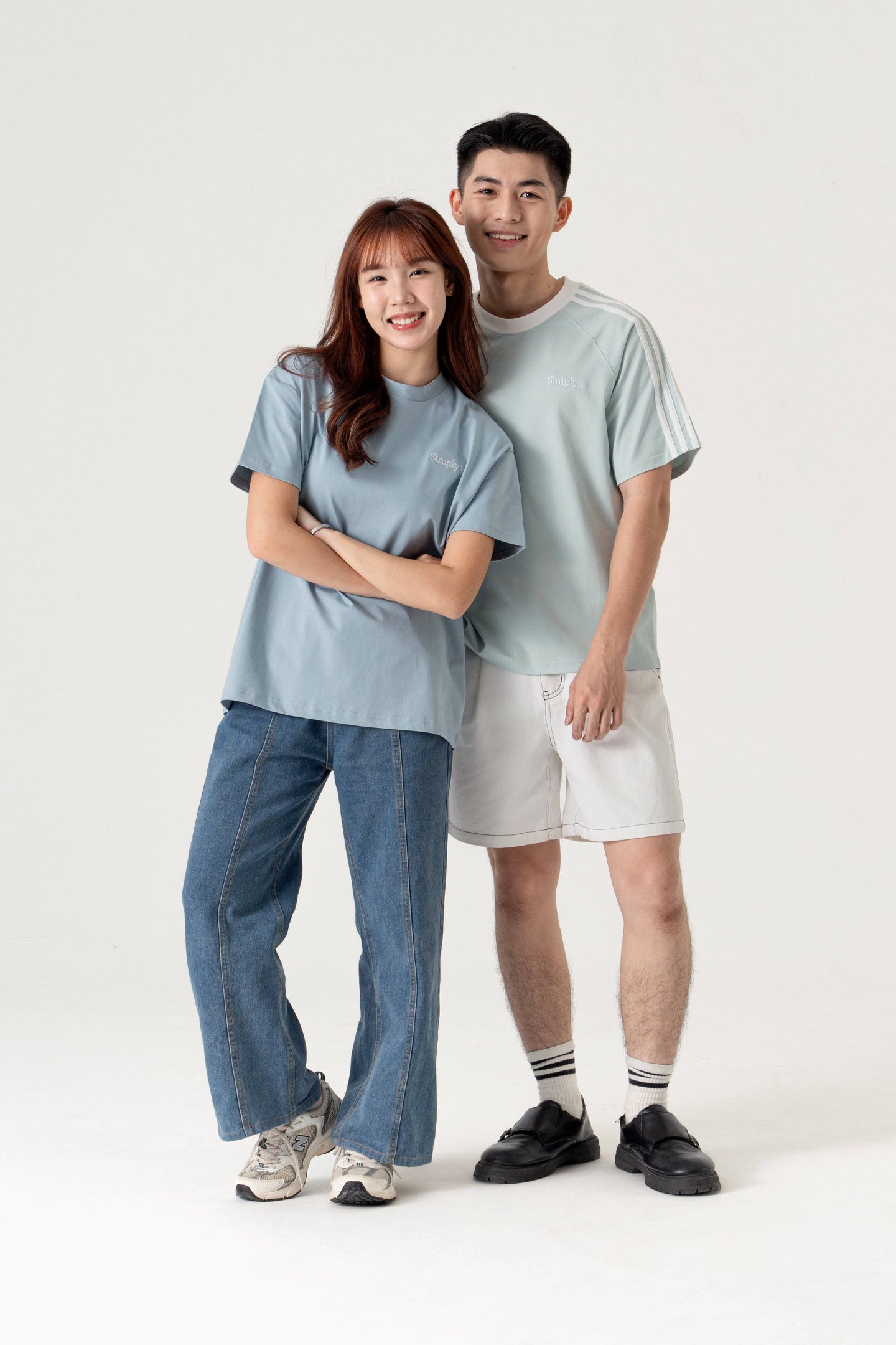Simply. Unisex Embroided Oversize T in Mid Blue - Simply